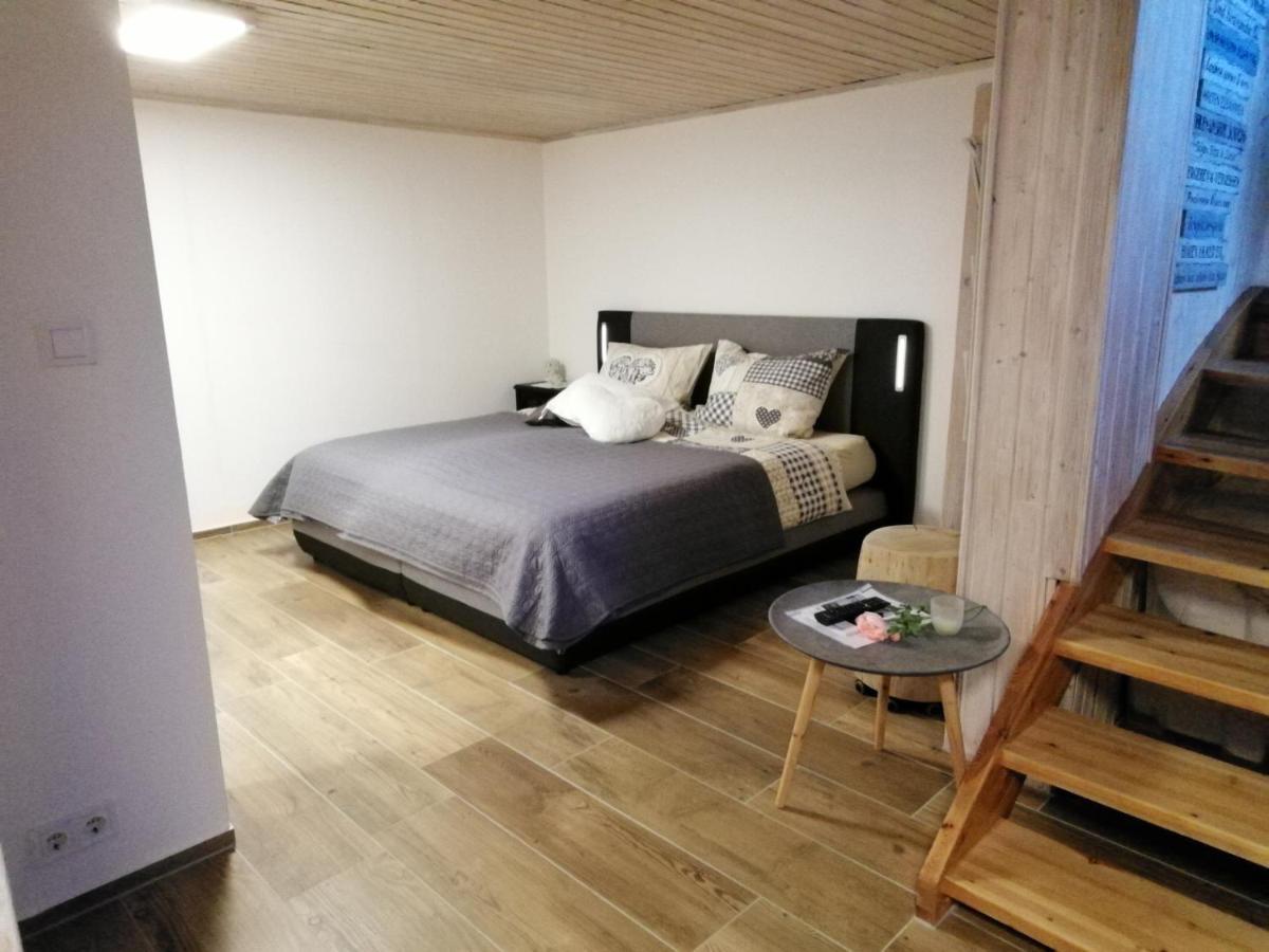 Ferienwohnung Blockhaus Juka Vinningen Dış mekan fotoğraf